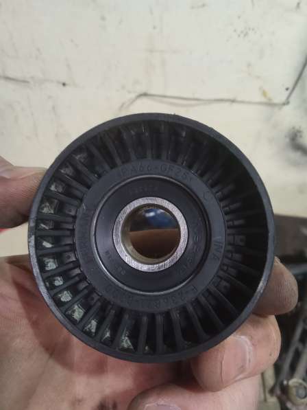 Натяжной ролик f236871-0300 в Рязани