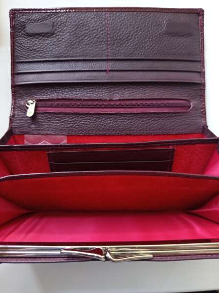 Продам кожаный кошелёк в 