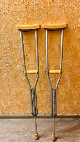 Костыли подмышечные