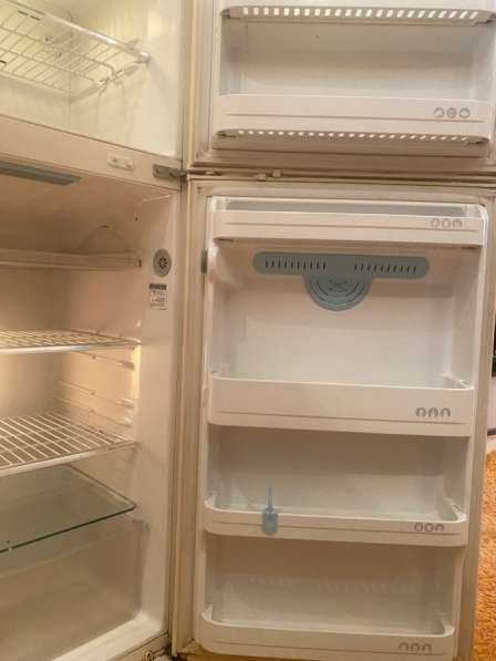 Продается холодильник в Москве фото 5