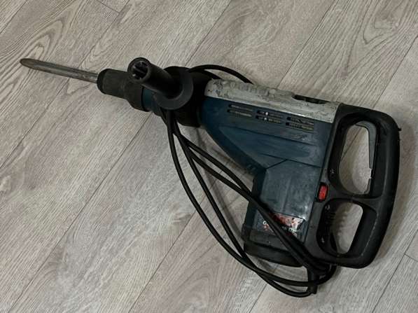 BOSCH отбойный молоток