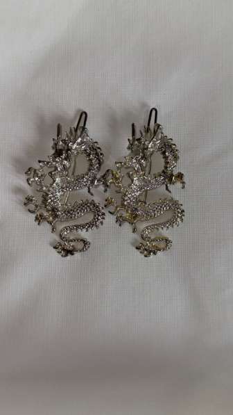 Заколки для волос