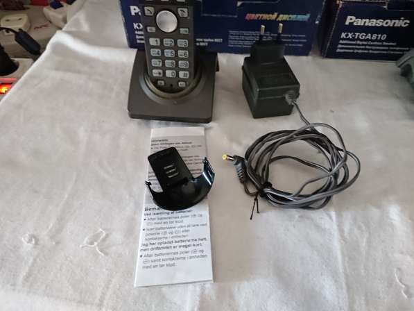 Радиотелефон Panasonic kx-tga810 в Челябинске фото 5