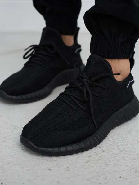Кроссовки Yeezy