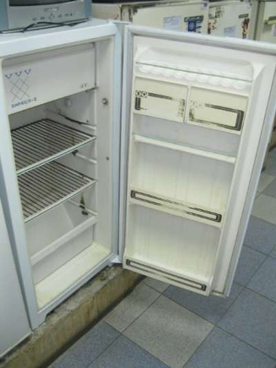 холодильник Бирюса 2 в Красноярске
