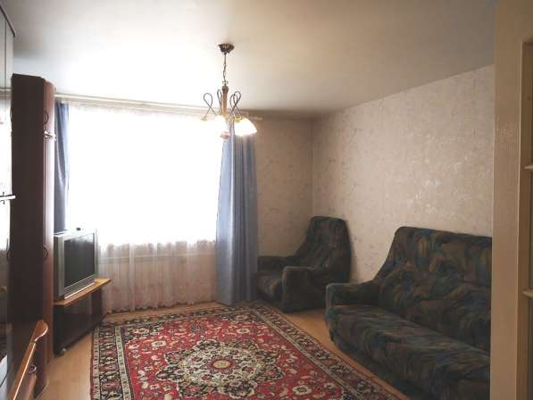 Продам трехкомнатную квартиру в районе Шарташского рынка