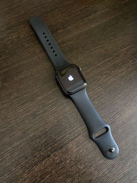 Apple Watch 40 мм (6 серия) в Москве