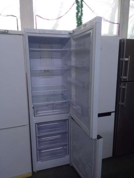 Холодильник Бирюса б/у в Москве фото 3