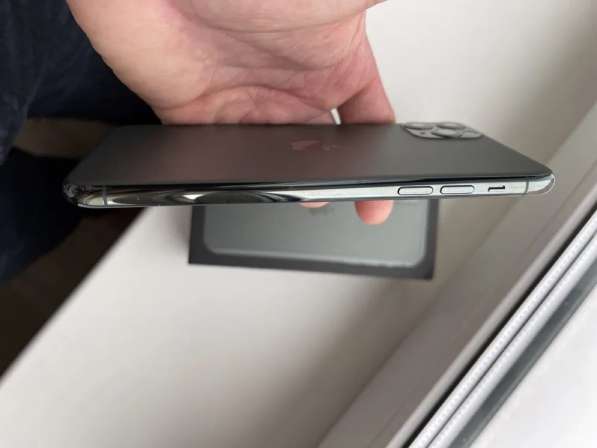 IPhone 11 Pro Max, 64GB naverlok в фото 5