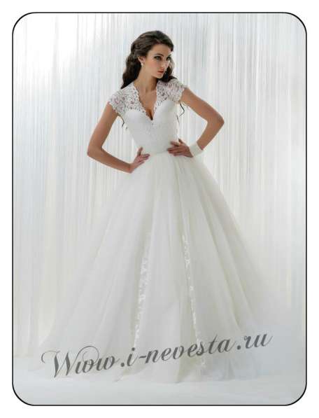Новое свадебное платье в Санкт-Петербурге