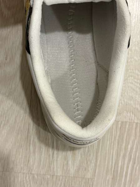 Кроссовки в Москве