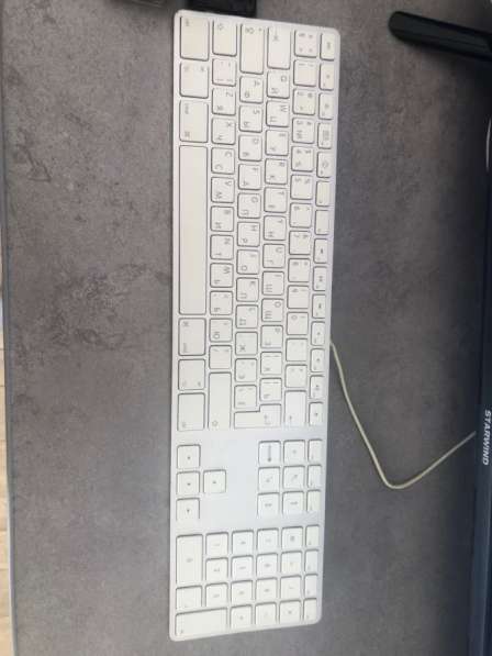 Клавиатура iMac 2008
