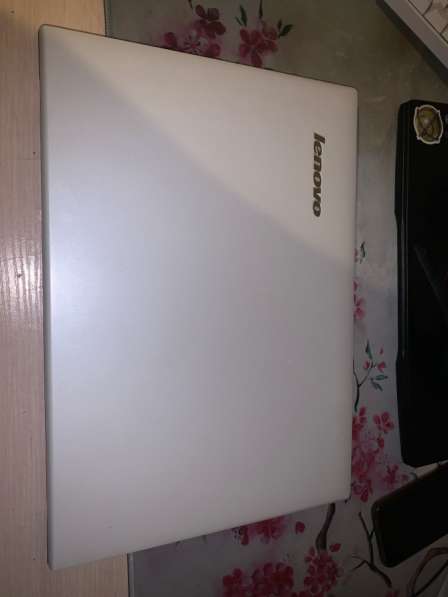 Ноутбук Lenovo
