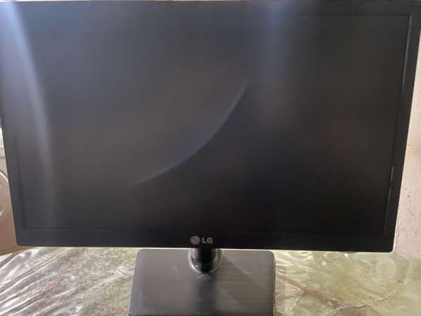 Монитор LG