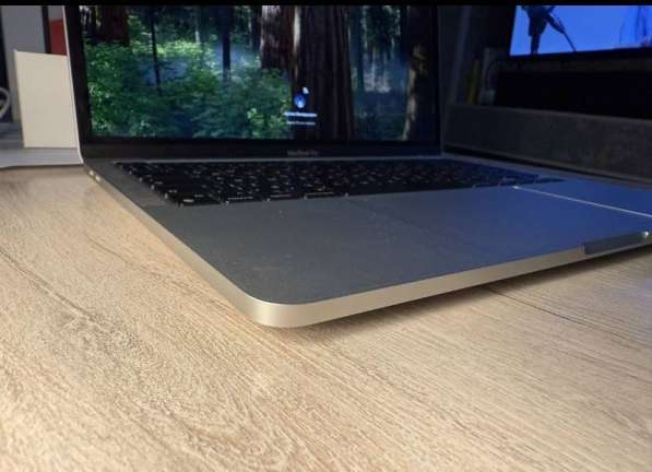 MacBook Pro 13" M1 — мощный и компактный в Москве фото 6