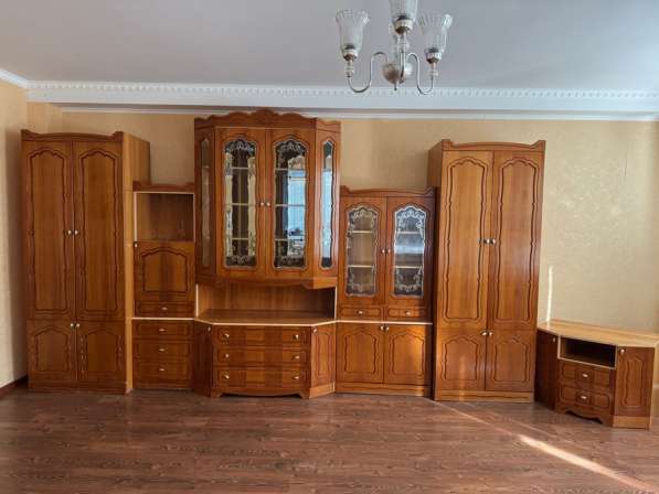 Продается стенка в гостиную