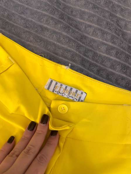 Женские брюки в Москве