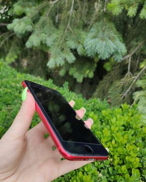 IPhone 8 64 gb product red в Пятигорске фото 3