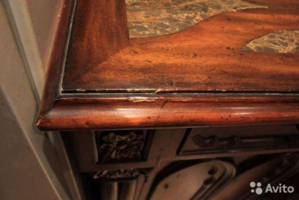 Старинный антикварный комод в Москве