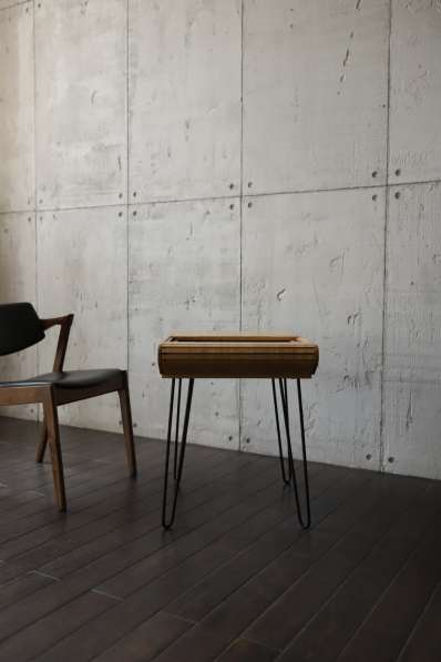 Журнальный столик с тамбурными дверцами в Москве