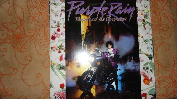 Продам виниловый диск Принса 1984 "Purple Rain"