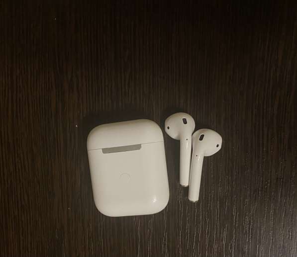 AirPods 2 в Москве