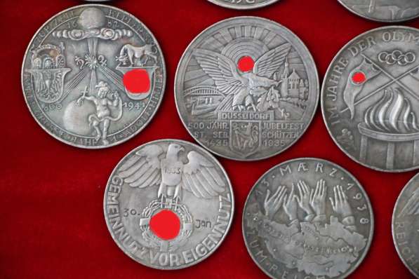 Настольные медали и жетоны Германии в Краснодаре фото 8