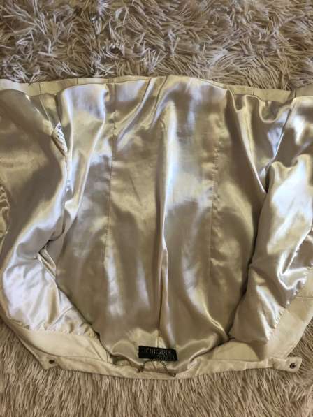 Куртка кожа S в Санкт-Петербурге