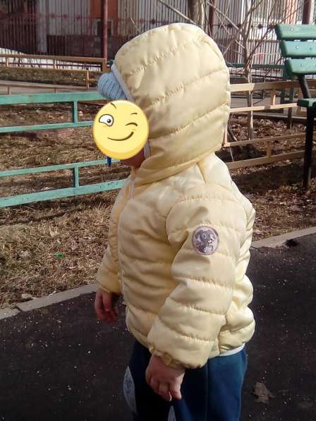 Детская куртка с капюшоном