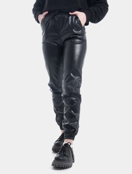 Кожаные женские брюки с высокой посадкой без начёса на резин в Казани
