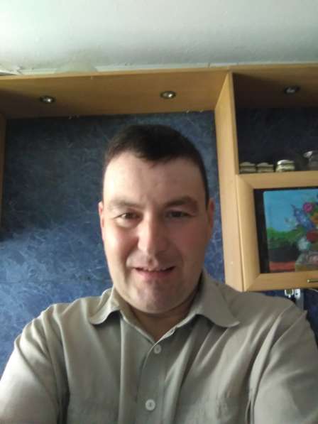 Валеев, 42 года, хочет познакомиться