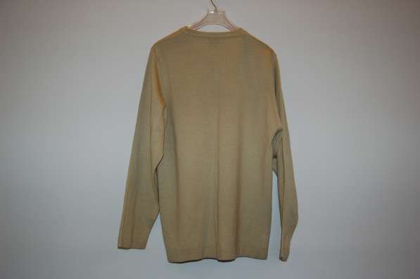 Продается свитер бежевый в фото 3