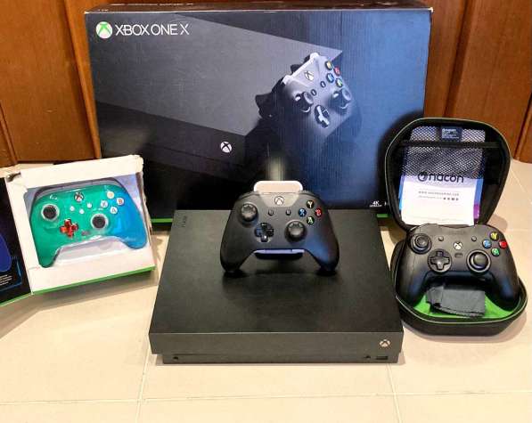 Xbox one x 1 тб игры и геймпады