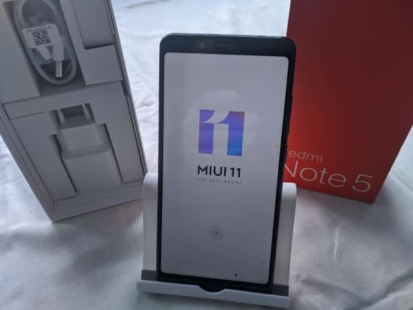 Смартфон Xiaomi Redmi Note 5 в Евпатории