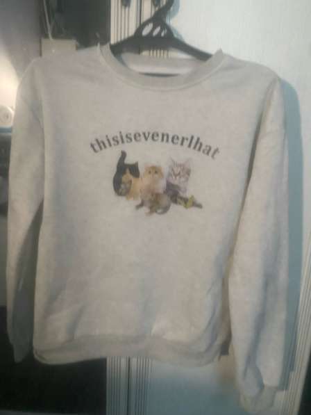 Кофта с котами