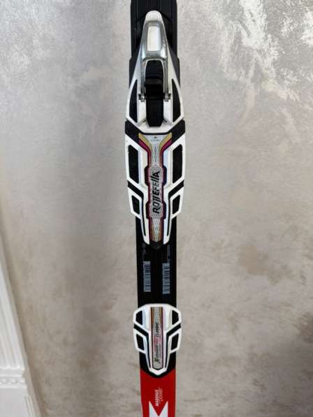 Продам лыжи в Иркутске