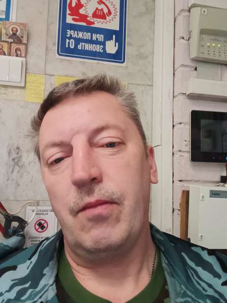 Михаил, 51 год, хочет пообщаться