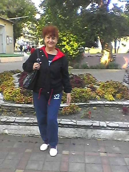 Надежда, 69 лет, хочет пообщаться в Астрахани фото 10