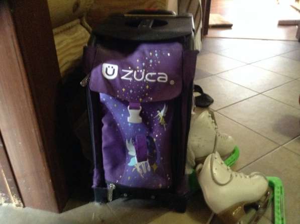 Продам сумку zuca для фигурного катания