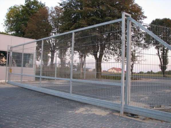 Откатные и распашные ворота из сварной 3Д сетки в Краснодаре фото 7