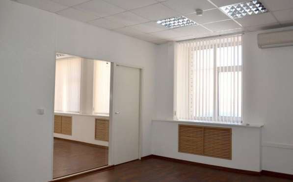 Сдам офисы от 8-60м2, цена 450 руб 1м2 (Офисный центр) в Перми фото 3