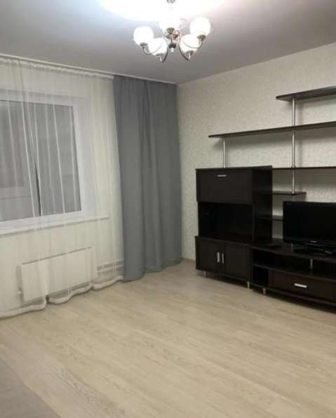 Сдается однокомнатная квартира на длительный срок в Белогорске фото 6
