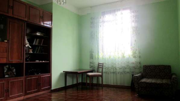 Продается двухэтажный дом с землей в Батуми в фото 11