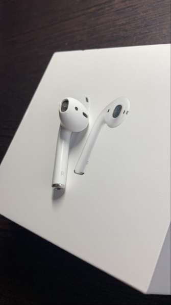 Apple AirPods в Санкт-Петербурге фото 5