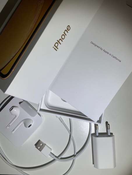 IPhone XR 64GB в Санкт-Петербурге фото 8