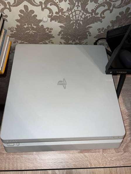 Playstation 4 slim 500gb в Москве фото 9