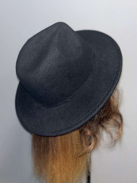 Шляпа в Москве