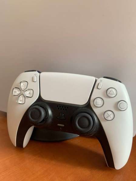 Sony PlayStation 5 в Москве фото 3