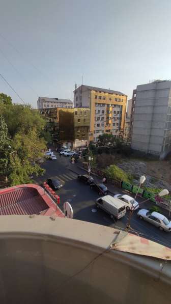 Продается квартира в центре Еревана в фото 6