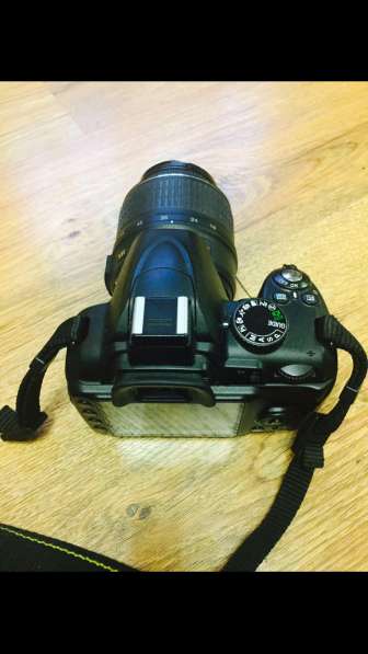 Продаю зеркалку Nikon D3000 Kit 18-55 VR в Москве фото 3